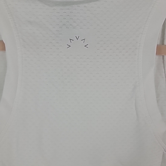 Varley Women's Dacey Longline Tank White Crew Neck Mesh Active Gym Top Sz S/M - Picture 6 of 6
